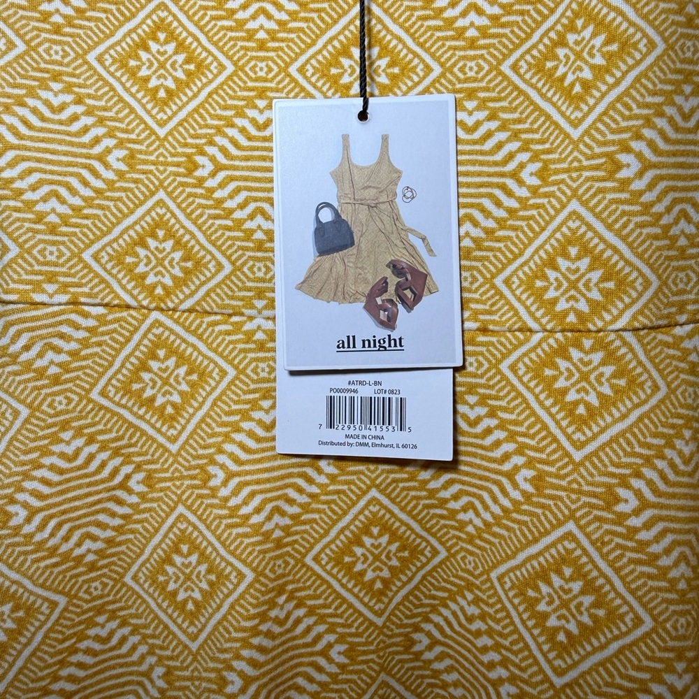 Yellow Geometric Pattern Dress - Picture 4 of 6